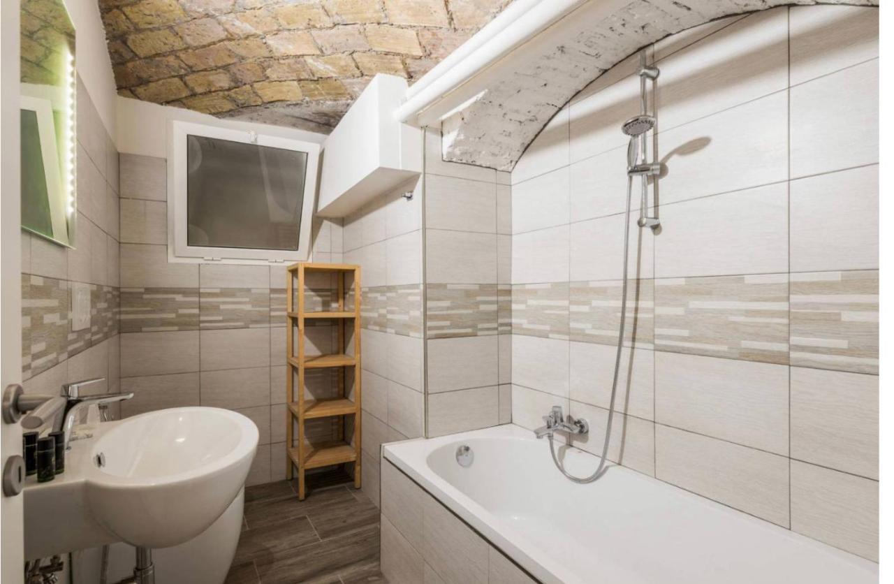 Bed and Breakfast Bed&Bikerome Giulio Cesare Exterior foto
